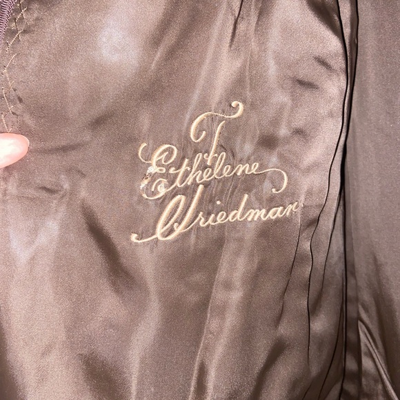 *REAL* beaver fur coat - Picture 6 of 13